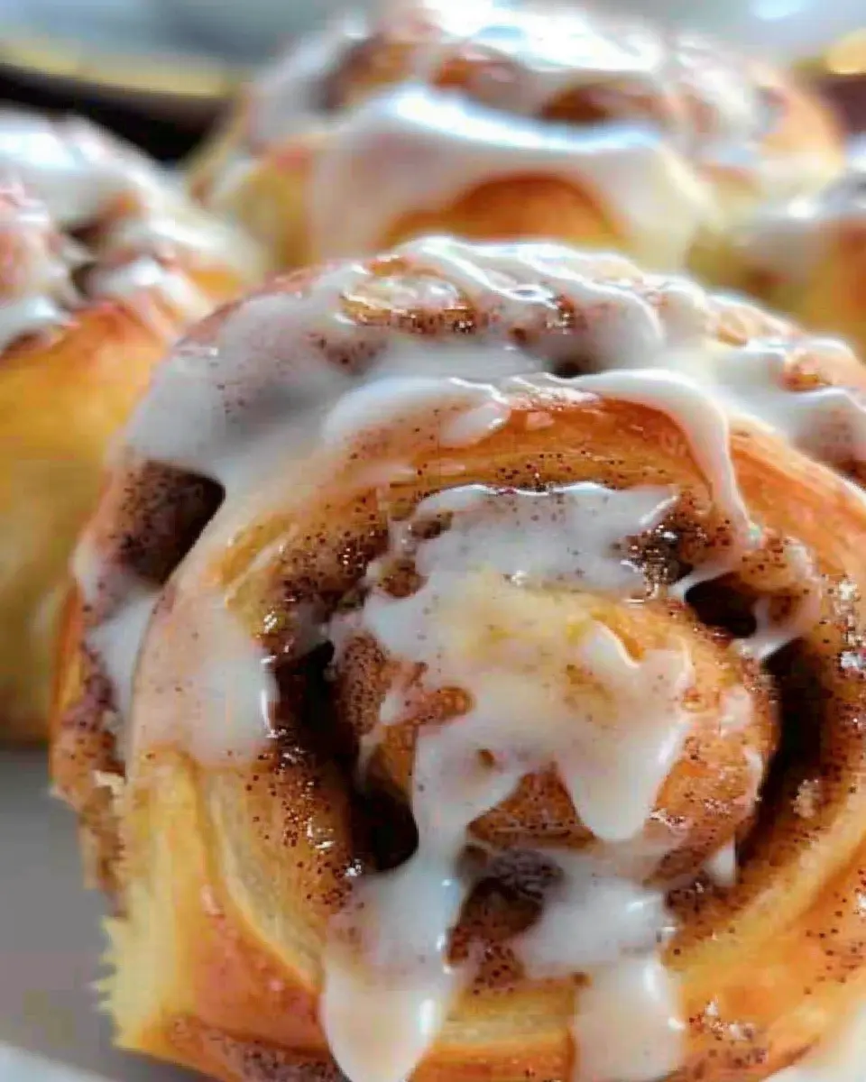 Hawaiian Roll Cinnamon Rolls: Indulgent Bliss for Your Breakfast